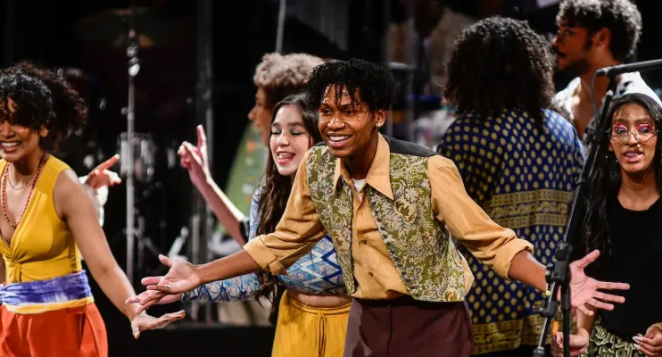 Coral Jovem Vale Música revive canções do Clube da Esquina no Teatro da Ufes
