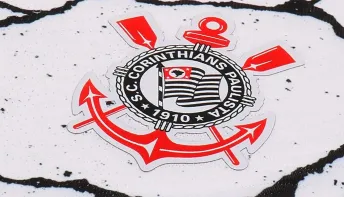 Corinthians amplia reformulação do elenco com 10 reforços
