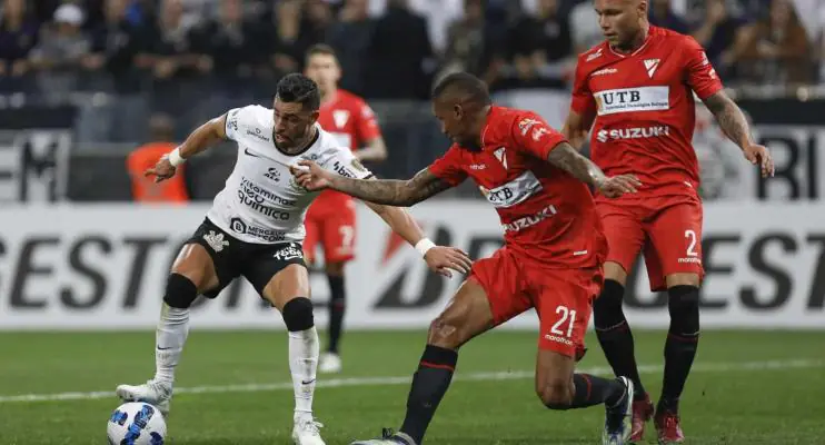 Corinthians empata com Always Ready e passa em 2º no Grupo E