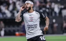 Corinthians supera desfalques e vence o São Paulo por 3 a 1 na Neo Química Arena