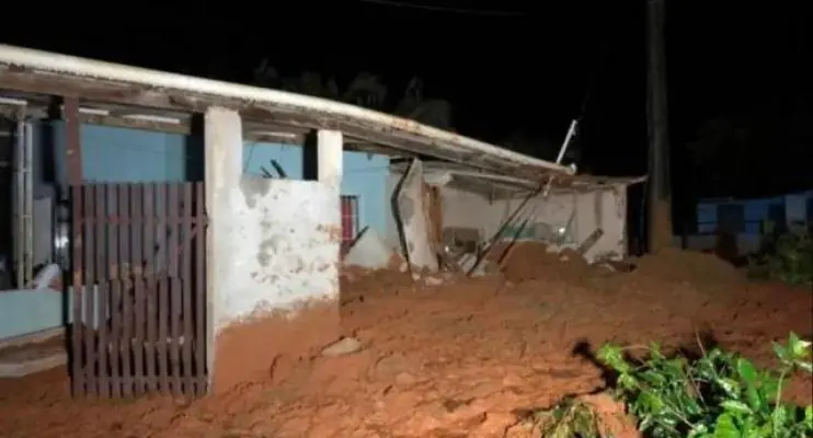 Criança de cinco anos morre em deslizamento de terra após chuva