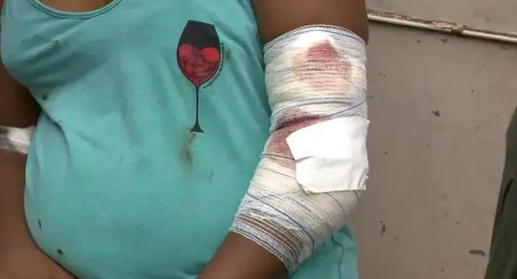 Criminoso atira em carro e fere eletricista e filha no ES; neto de 1 ano estava no colo