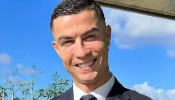 Cristiano Ronaldo procura funcionários para mansão e oferece salário de R$ 33,5 mil