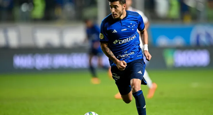Cruzeiro e Coritiba empatam sem gols em jogo com goleiros como destaque