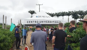 Curso de Agronomia da FAESA realiza Dia de Campo do Cacau em Linhares
