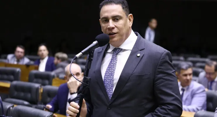 Da Vitória reforça apoio à ampliação do limite do MEI para 150 mil e destaca importância para economia