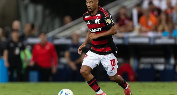De La Cruz, do Flamengo, entra na mira do Peñarol