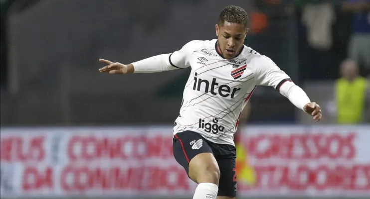De Neymar a Vítor Roque: confira maiores vendas do futebol brasileiro para o exterior