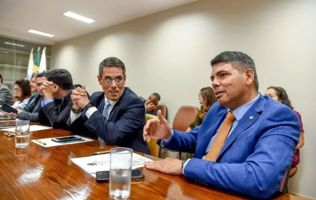 Debandada expõe racha no Republicanos no ES