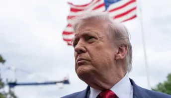 Decisão de Trump abre caminho para 'banir' pessoas e empresas do sistema financeiro mundial, dizem especialistas