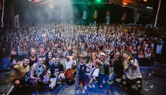 Delírio Tropical agita o verão de Vila Velha com mais de 80 atrações musicais gratuitas