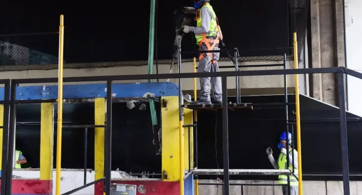 Demolição das Cabines de Pedágio na Terceira Ponte em Vitória está em andamento