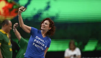 Deputada Federal Carla Zambelli é alvo de operação da PF e hacker da 'Vaza Jato' é preso