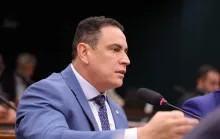 Deputado Da Vitória apresenta projetos antifeminicídio com pena de até 50 anos