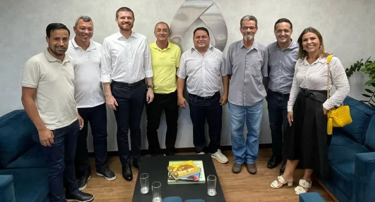 Deputado Fabrício Gandini, leva comitivas de Pancas e Nova Venécia à Cesan