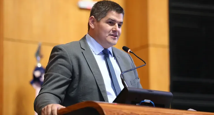Deputado Xambinho leva comissão de infraestrutura para fiscalizar obra da rotatória do Ó