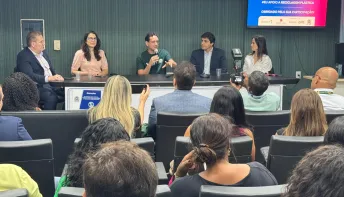 Deputados baianos, empresas e especialistas debatem a importância do plástico e os avanços na reciclagem do material
