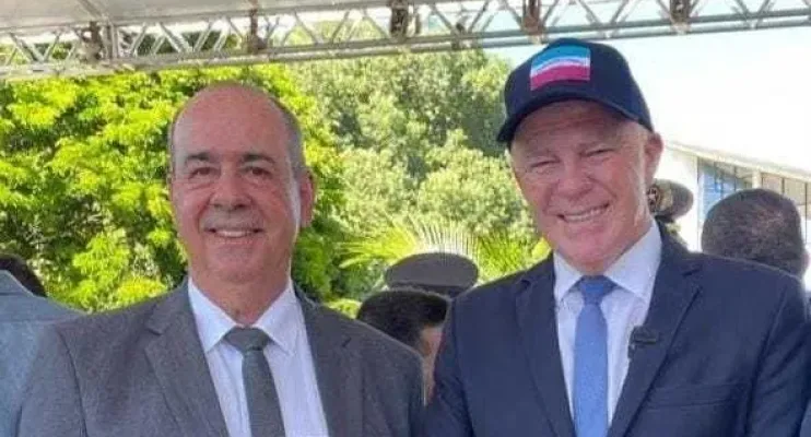 Desembargador Dr. Arthur Neiva é agraciado com a Comenda Vasco Fernandes Coutinho
