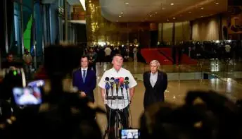 Desespero bate em Bolsonaro ao tentar propor adiar eleição; sem apoio, recua e antecipa terceiro turno