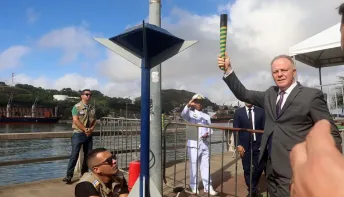 Desfile cívico-militar reúne cerca de dez mil pessoas em Vitória