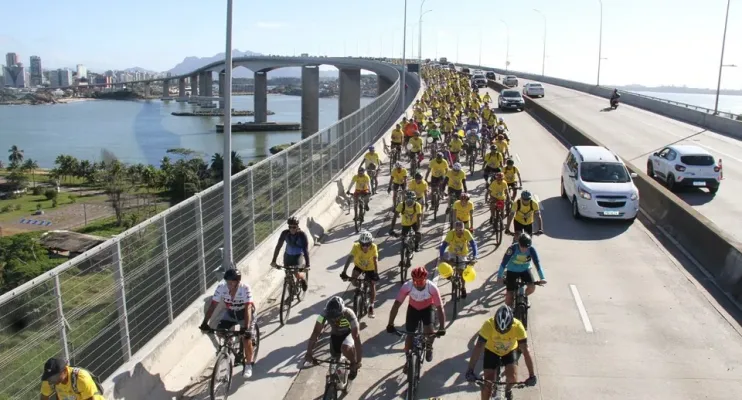 Detran ES participa de Pedalaço com ações de educação pela da paz no trânsito na Praça do Papa