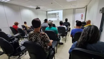 Detran ES realiza curso de formação para condutores condenados por crimes de trânsito