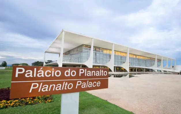 Ossada humana é encontrada perto do Palácio do Planalto, em Brasília