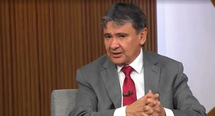 Triagem no Bolsa Família vai excluir 1,5 milhão por irregularidade, diz Dias