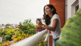 Dicas de cinco coisas que devia fazer antes de tomar o primeiro café do dia