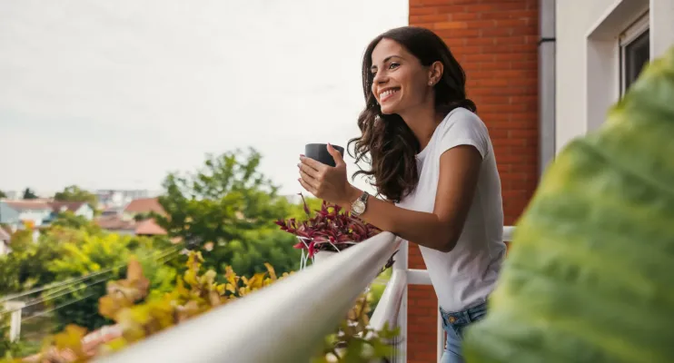 Dicas de cinco coisas que devia fazer antes de tomar o primeiro café do dia
