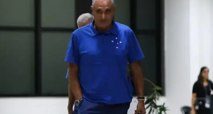 Diretoria do Cruzeiro discute situação de Tite nos bastidores