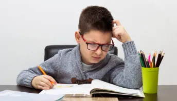 Dislexia: Entenda os principais sinais e impactos do transtorno de aprendizagem nas crianças