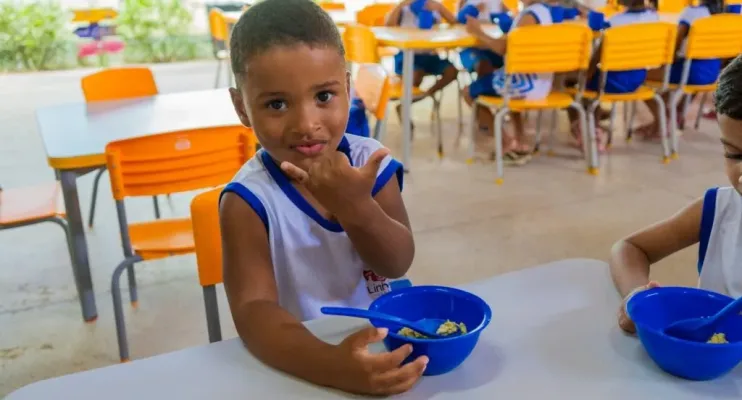Do campo para a escola: agricultura familiar enriquece a merenda escolar de Linhares