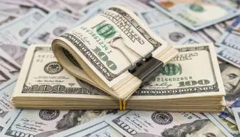 Dólar aproxima-se de R$ 5,40 com temor de recessão global