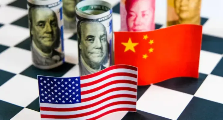 Dólar dispara com tarifas de 104%  de Trump sobre a China e tensão no mercado global