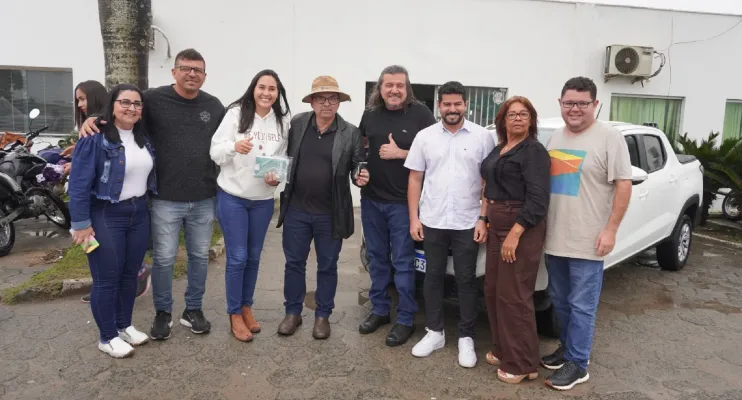 Prefeitura de São Mateus disponibiliza veículo para a ADERI