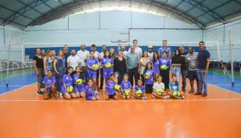 Federação de Vôlei inaugura mais um núcleo para aulas gratuitas na Sesport