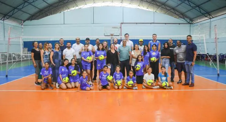 Federação de Vôlei inaugura mais um núcleo para aulas gratuitas na Sesport