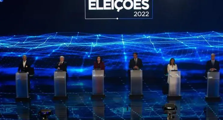 Duelo teve Lula inseguro e Bolsonaro tropeçando; Ciro e Tebet vão bem