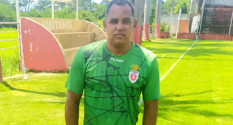 Duzinho Reis, do Real Noroeste, é eleito o Melhor Técnico do Campeonato Capixaba 2022