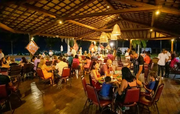 Eco Bahia Hotel promove São João para hóspedes e convidados