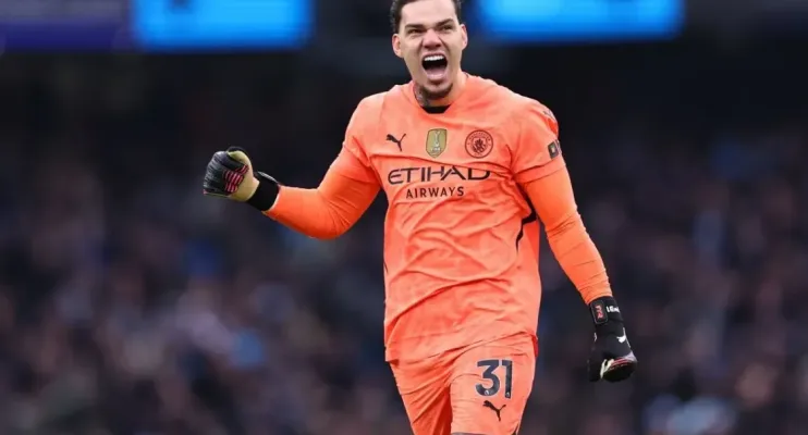 Éderson brilha, dá assistência e  bate dois novos recordes na Premier League