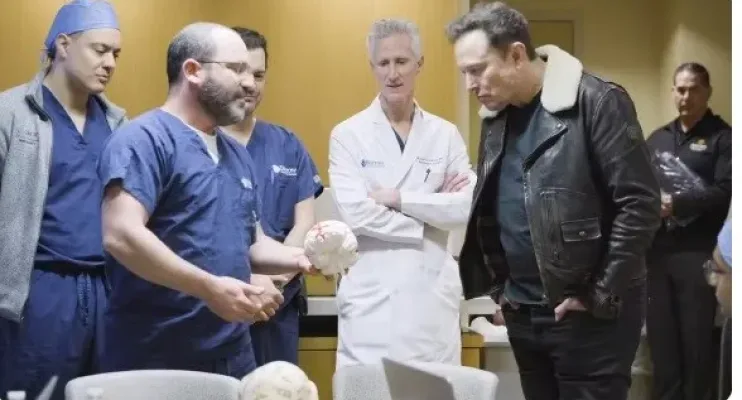 Elon Musk pretende implantar chip cerebral em mais 6 pessoas
