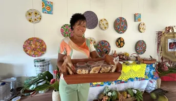 Em Camamu, novo Centro Cultural valoriza tradição de comunidade quilombola e garante renda para mulheres artesãs