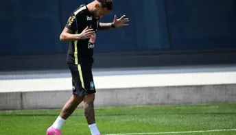 Em campo: Neymar segue nova etapa de treinos na Seleção