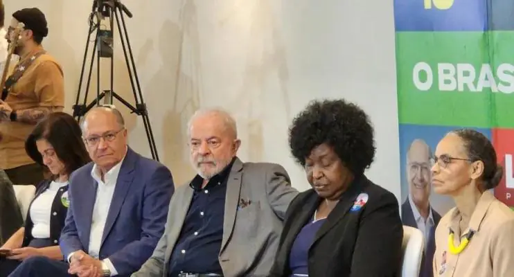 Em carta aos evangélicos, Lula reafirma compromisso com liberdade de culto no país; leia íntegra