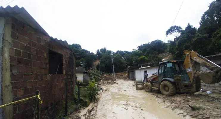 Em Pernambuco o número de mortos por chuvas sobe para 120