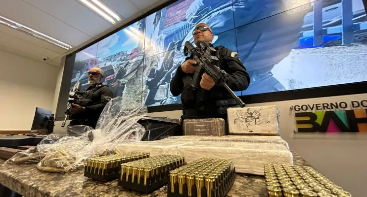 Em pouco mais de 8 meses, Polícia baiana apreende 55 fuzis e iguala número de 2023