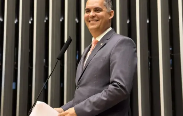 Emenda de Gilson Daniel propõe regras mais justas para previdência municipal