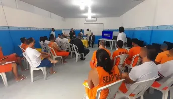 Emoção marca aula inaugural do primeiro semestre 2024 da UFSB no Conjunto Penal de Itabuna